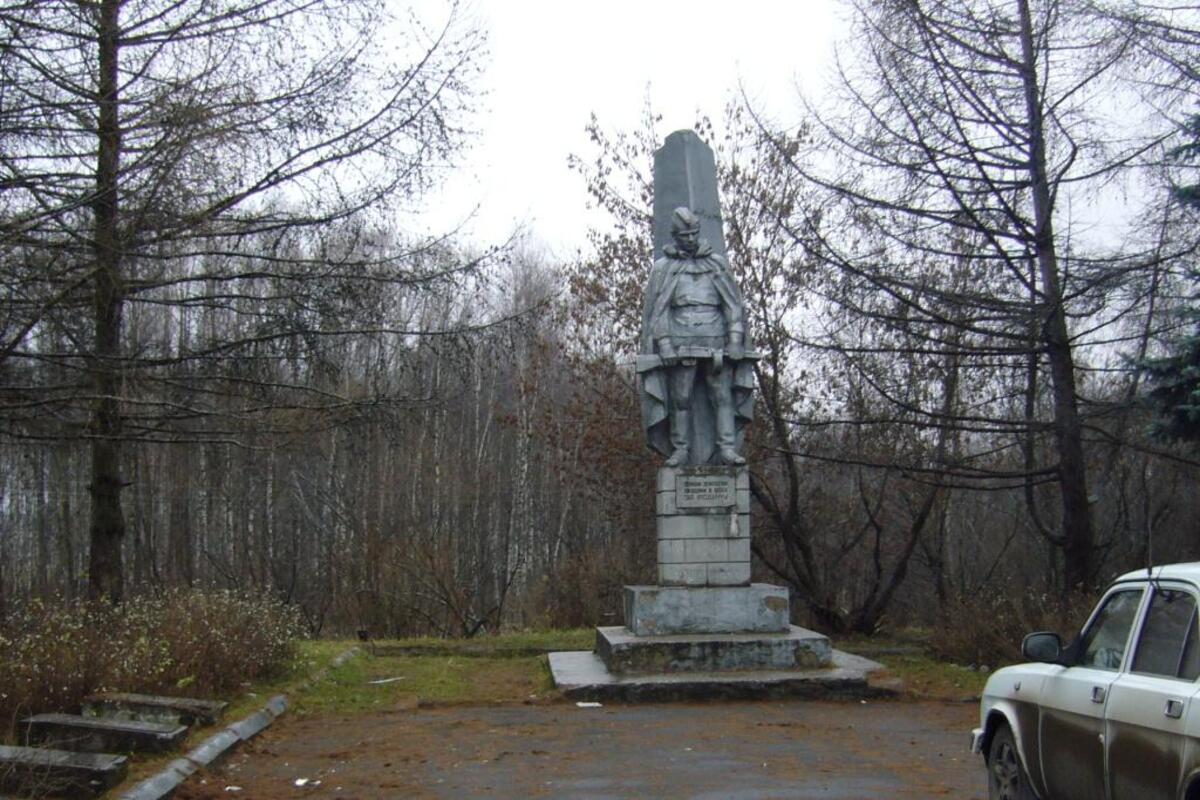 Памятник землякам, погибшим в боях за Родину